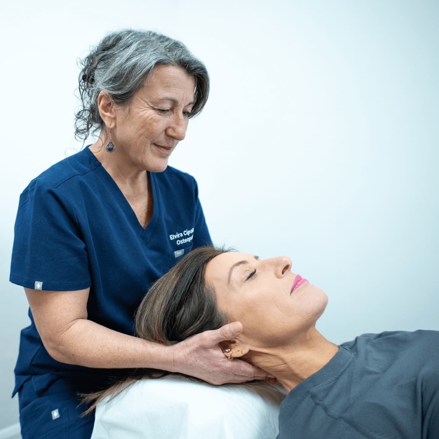 Neck treatment session at Bodyfunction Clinic